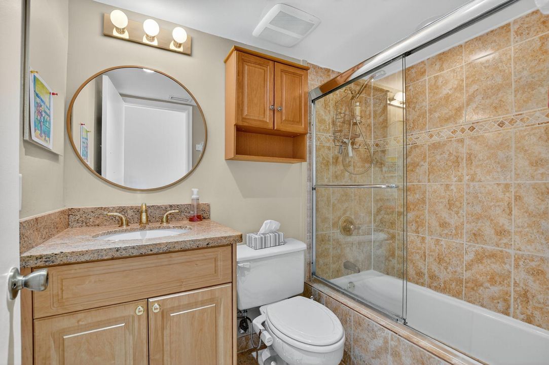 For Sale: $149,000 (2 beds, 2 baths, 1400 Square Feet)