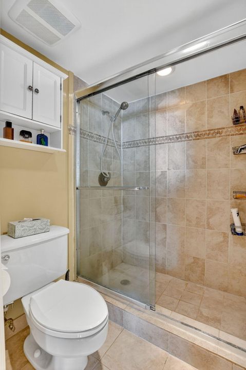 For Sale: $149,000 (2 beds, 2 baths, 1400 Square Feet)