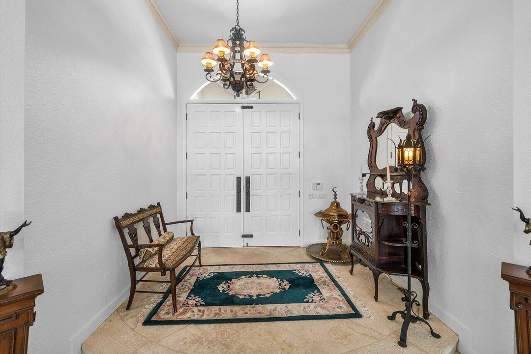 合同活跃: $1,219,000 (3 贝兹, 3 浴室, 3607 平方英尺)