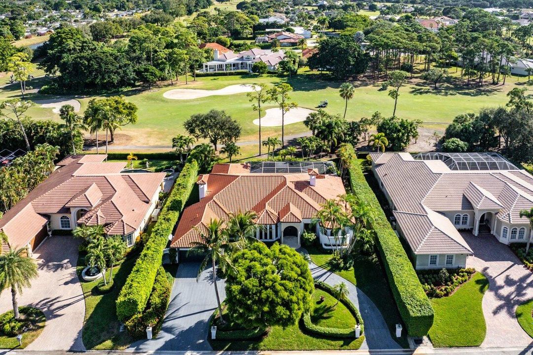 合同活跃: $1,219,000 (3 贝兹, 3 浴室, 3607 平方英尺)