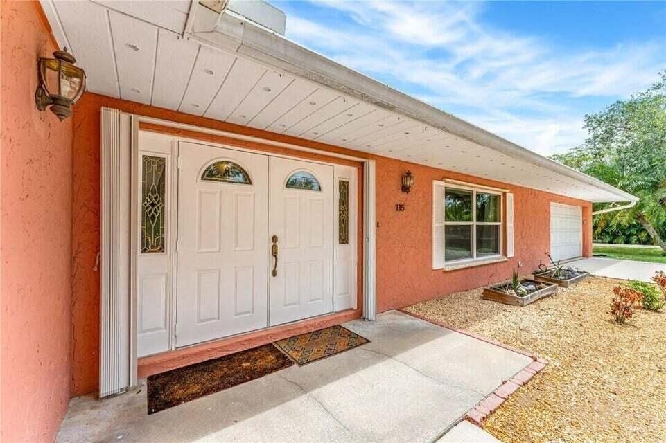 For Rent: $3,500 (4 beds, 3 baths, 2628 Square Feet)