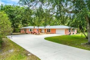 For Rent: $3,500 (4 beds, 3 baths, 2628 Square Feet)