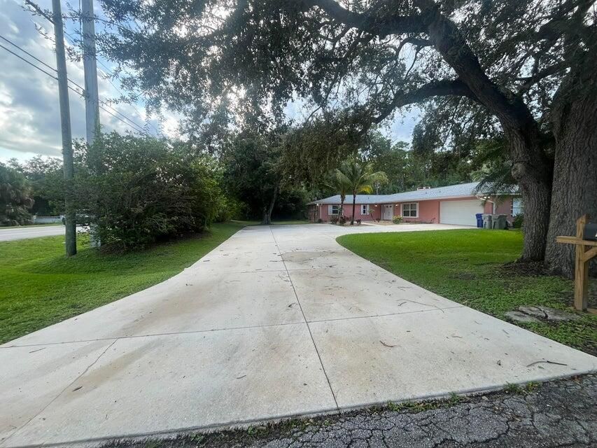 For Rent: $3,500 (4 beds, 3 baths, 2628 Square Feet)