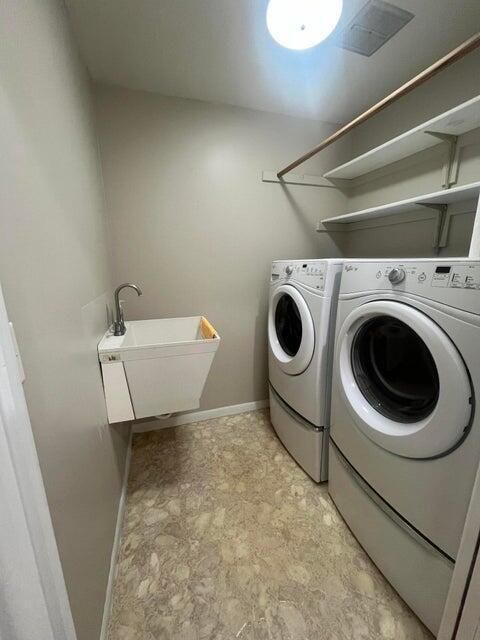 For Rent: $3,500 (4 beds, 3 baths, 2628 Square Feet)