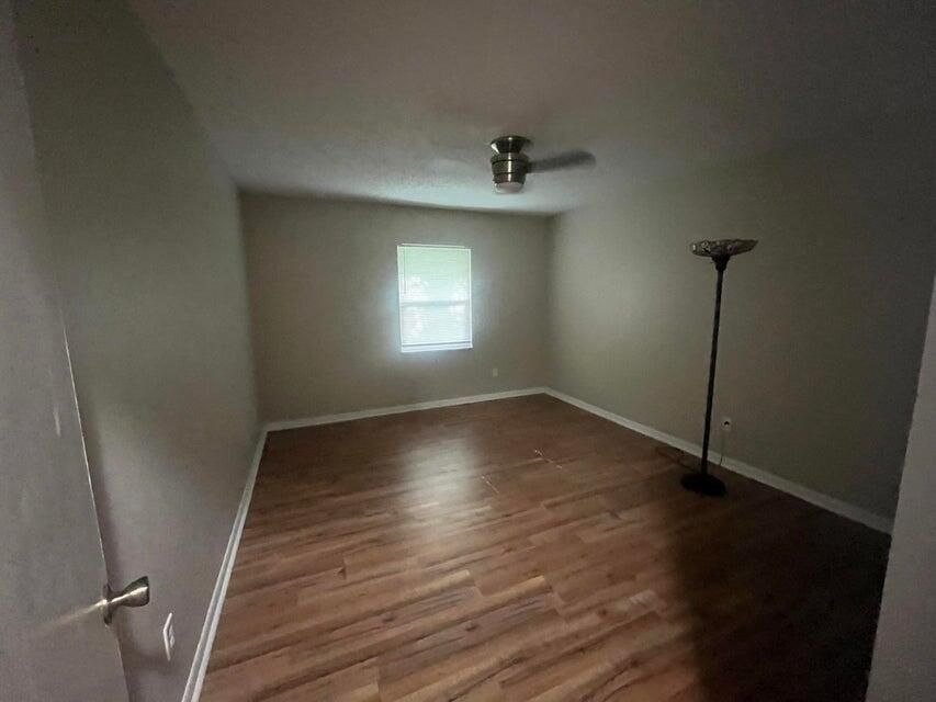 For Rent: $3,500 (4 beds, 3 baths, 2628 Square Feet)