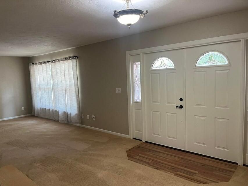 For Rent: $3,500 (4 beds, 3 baths, 2628 Square Feet)