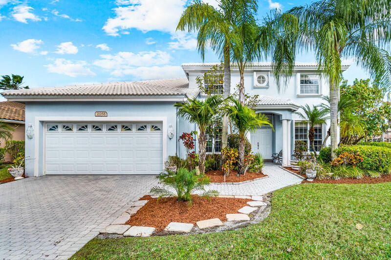 En Venta: $890,000 (5 camas, 3 baños, 2890 Pies cuadrados)