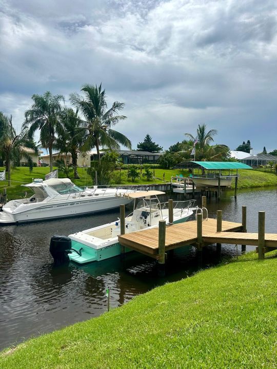 For Sale: $799,000 (4 beds, 3 baths, 2460 Square Feet)