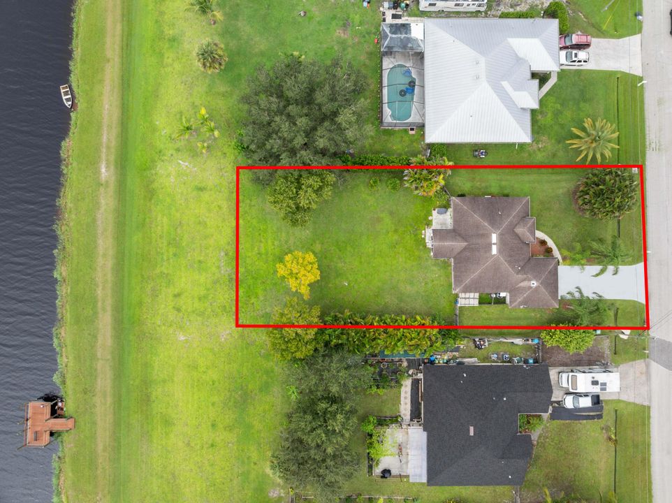 Под контрактом: $375,000 (3 спален, 2 ванн, 1201 Квадратных фут)