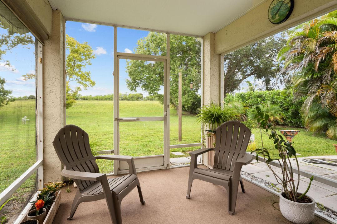 Под контрактом: $375,000 (3 спален, 2 ванн, 1201 Квадратных фут)