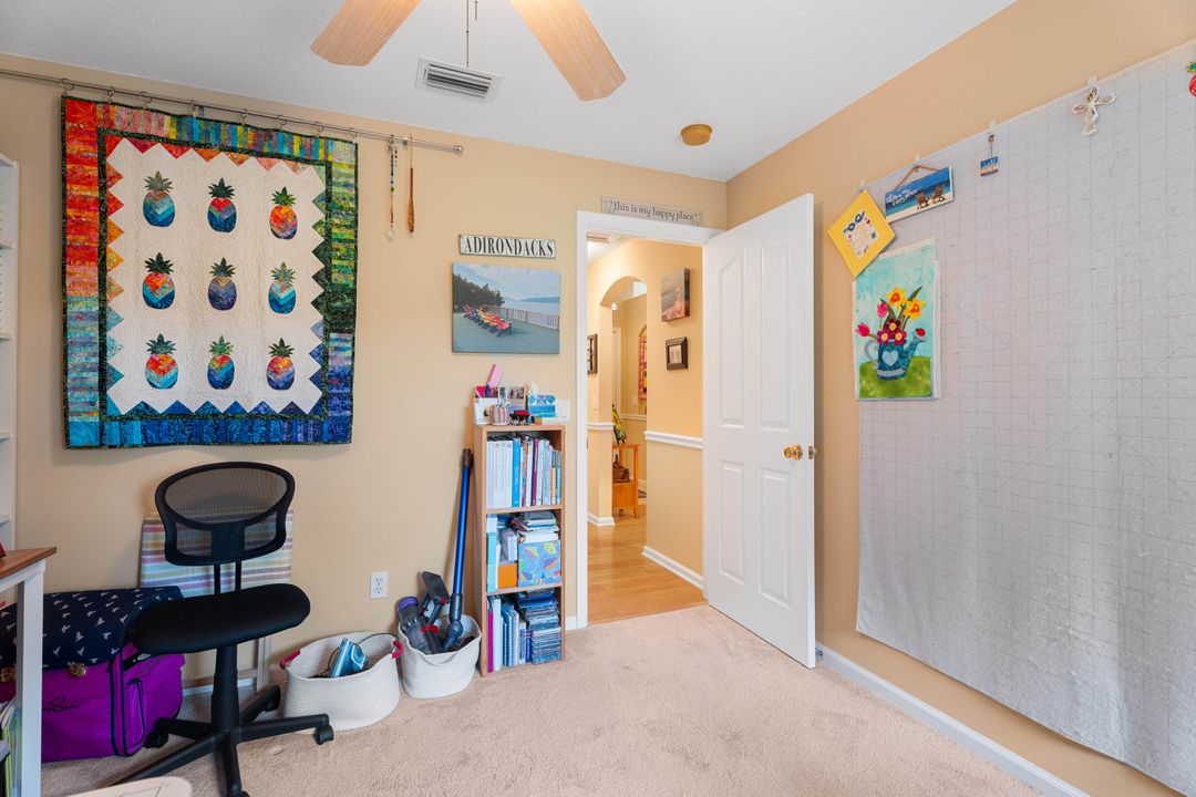 Под контрактом: $375,000 (3 спален, 2 ванн, 1201 Квадратных фут)