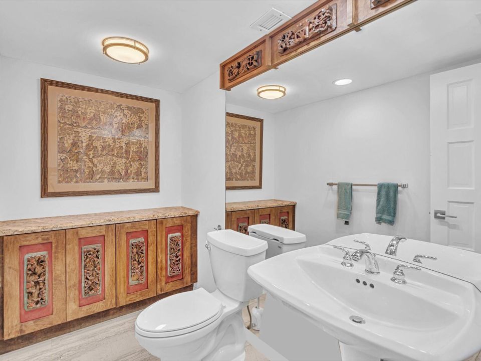 For Sale: $3,000,000 (3 beds, 3 baths, 2856 Square Feet)