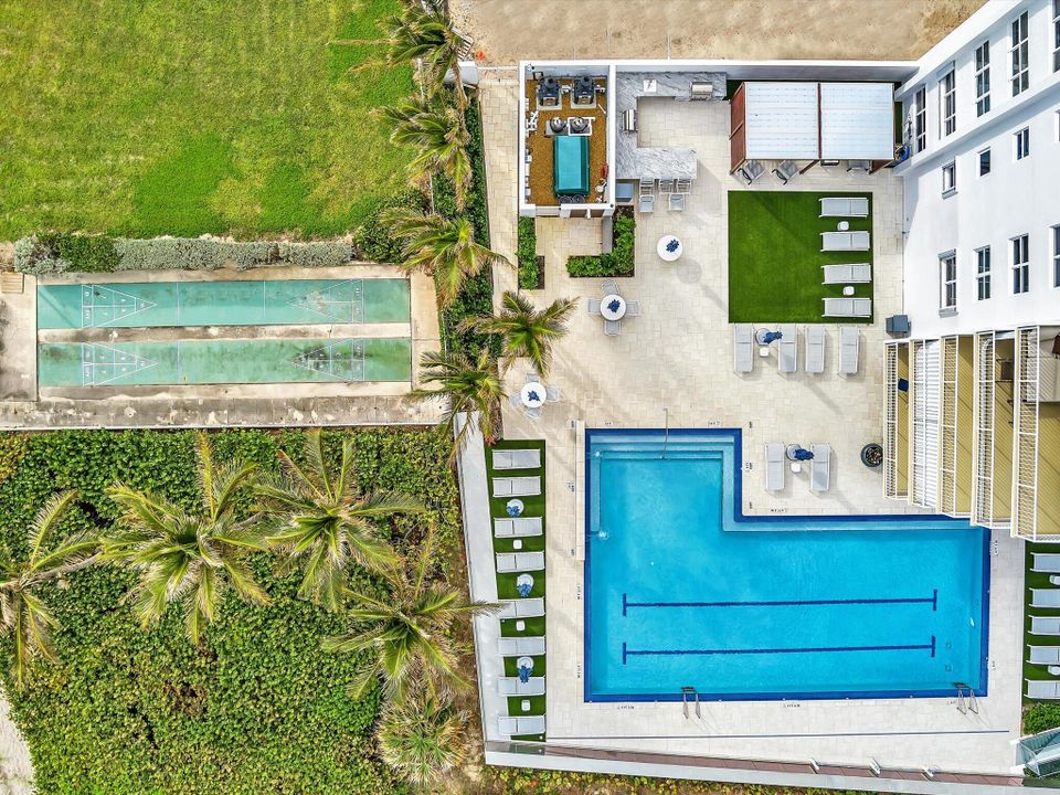 For Sale: $3,000,000 (3 beds, 3 baths, 2856 Square Feet)