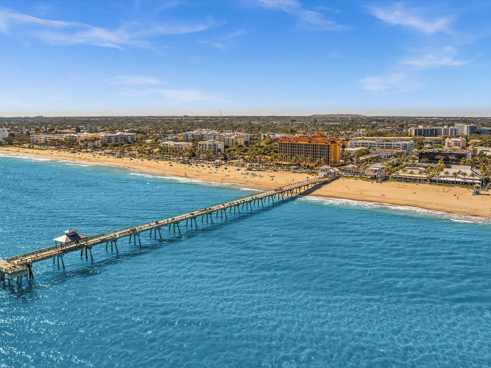 For Sale: $3,000,000 (3 beds, 3 baths, 2856 Square Feet)