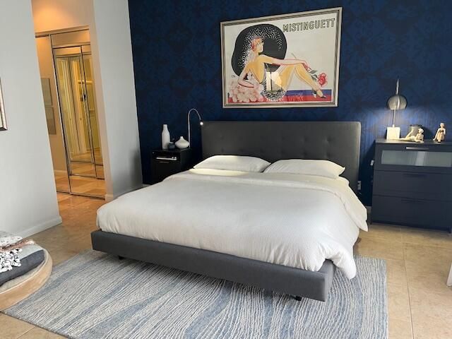 For Rent: $8,000 (3 beds, 3 baths, 2001 Square Feet)