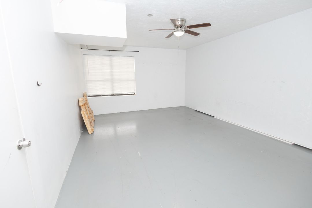 合同活跃: $549,900 (3 贝兹, 2 浴室, 1879 平方英尺)