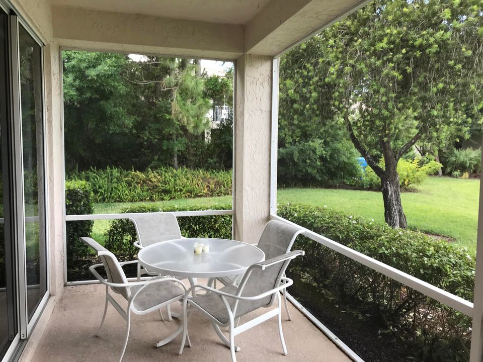 Active With Contract: $2,500 (3 beds, 2 baths, 1577 Square Feet)