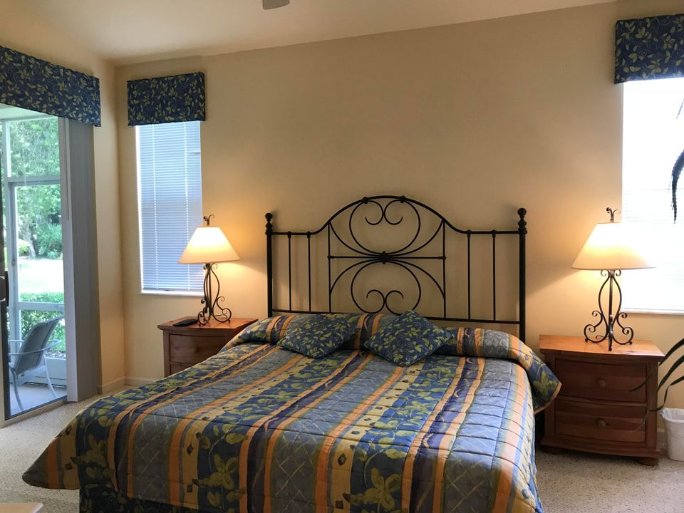 Active With Contract: $2,500 (3 beds, 2 baths, 1577 Square Feet)