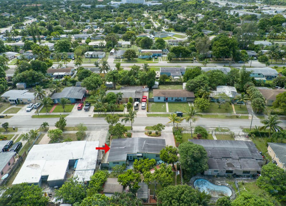 For Sale: $390,000 (3 beds, 1 baths, 1045 Square Feet)