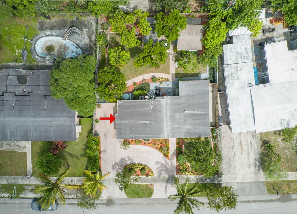 For Sale: $390,000 (3 beds, 1 baths, 1045 Square Feet)