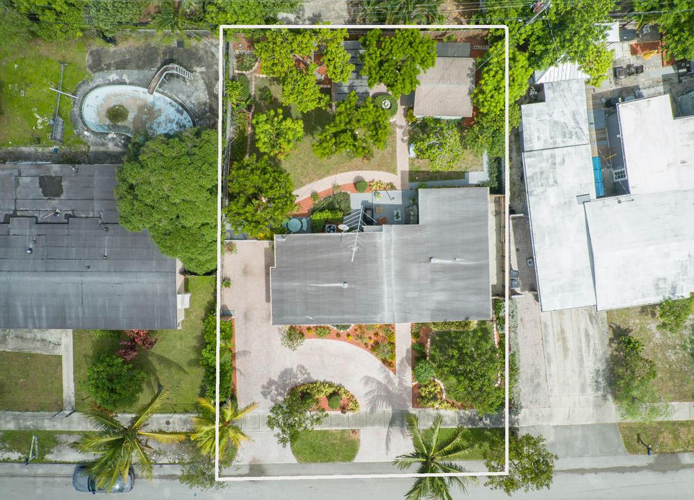 For Sale: $390,000 (3 beds, 1 baths, 1045 Square Feet)