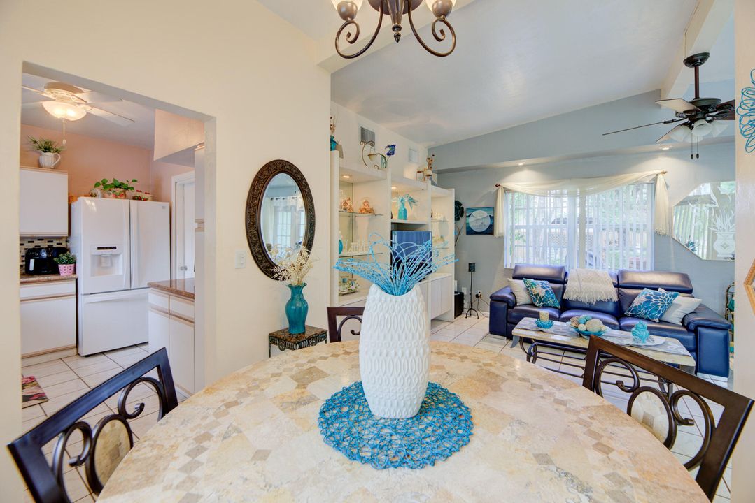 For Sale: $390,000 (3 beds, 1 baths, 1045 Square Feet)