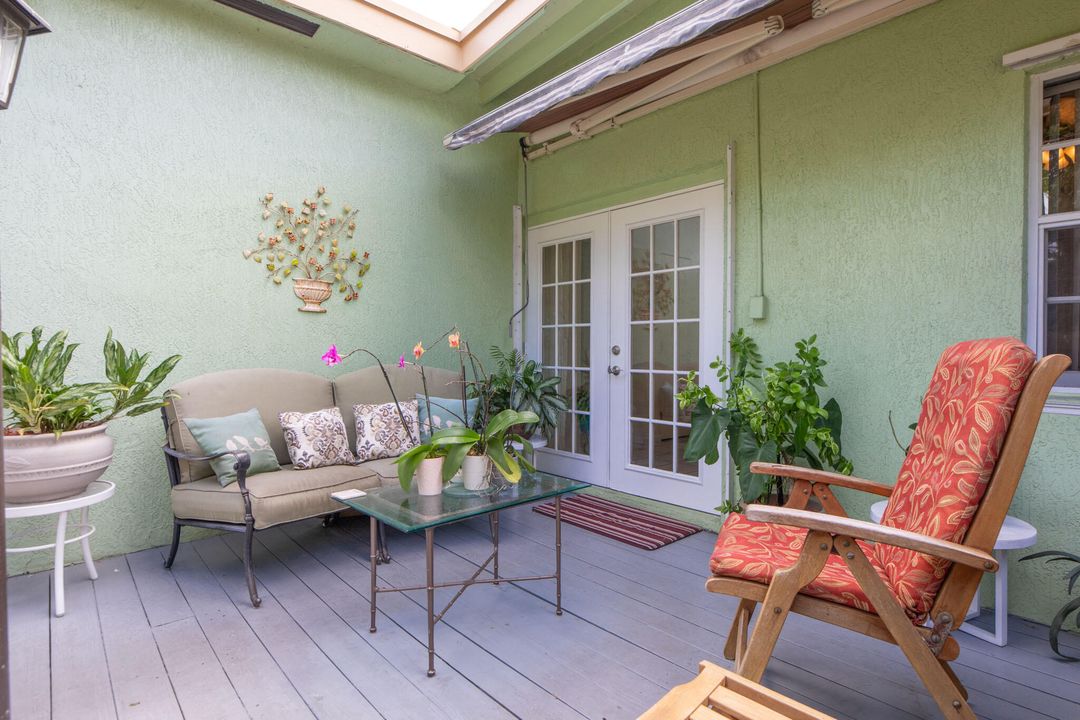 For Sale: $390,000 (3 beds, 1 baths, 1045 Square Feet)