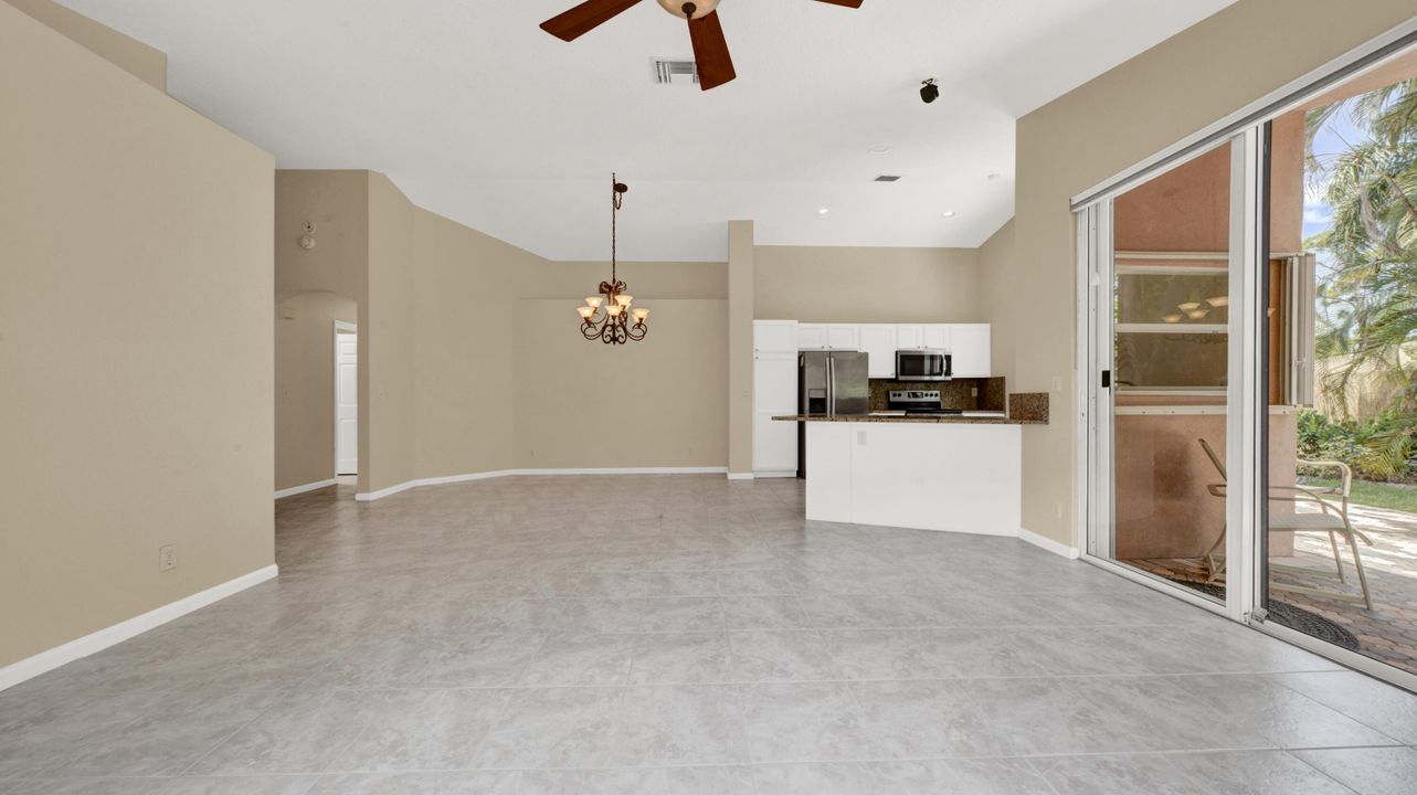 For Rent: $4,500 (3 beds, 2 baths, 1618 Square Feet)