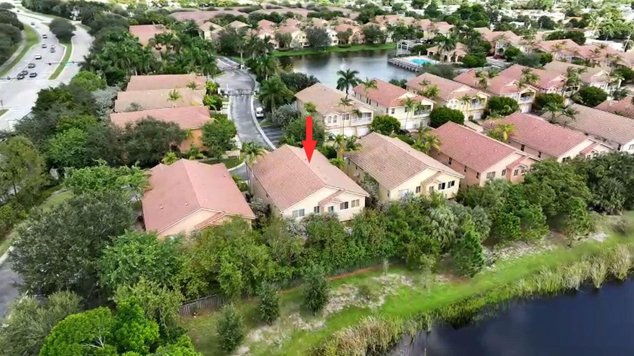 Activo con contrato: $278,000 (2 camas, 2 baños, 1199 Pies cuadrados)