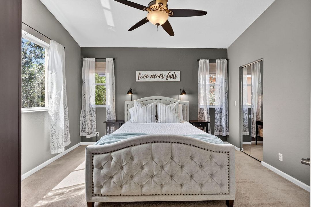 Activo con contrato: $278,000 (2 camas, 2 baños, 1199 Pies cuadrados)