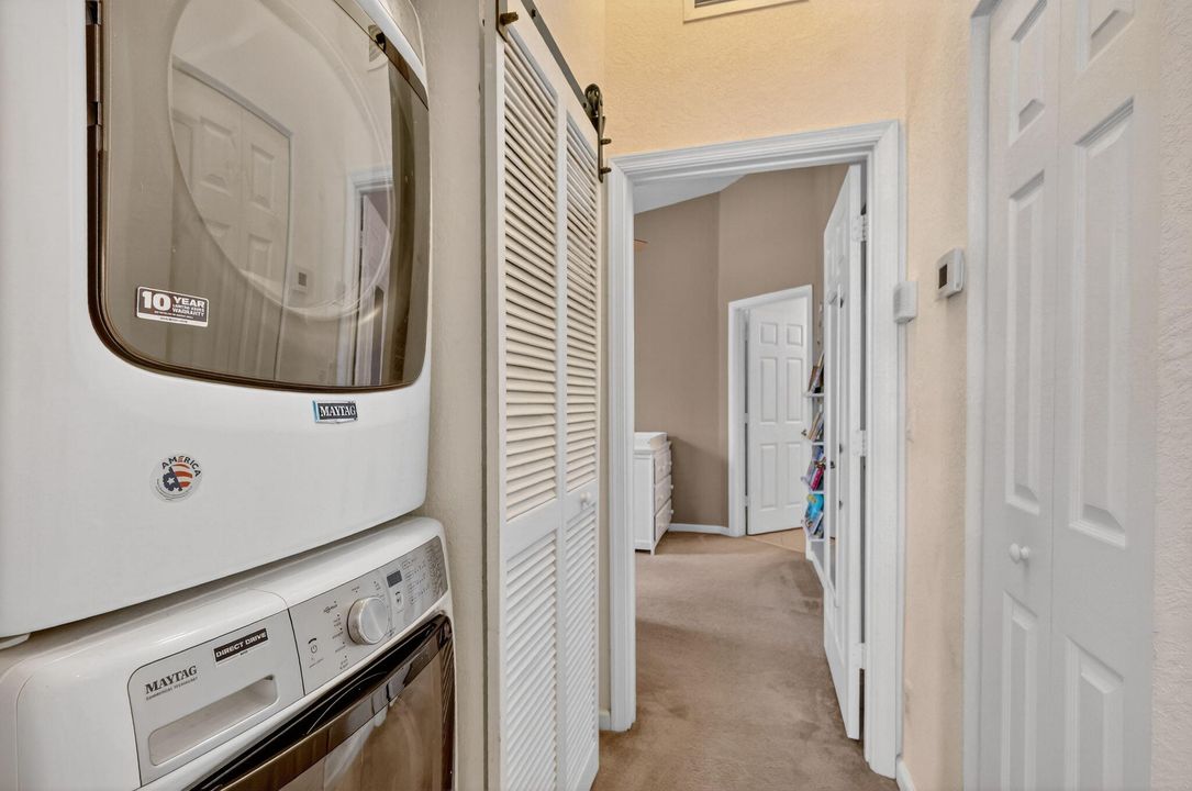 Activo con contrato: $278,000 (2 camas, 2 baños, 1199 Pies cuadrados)