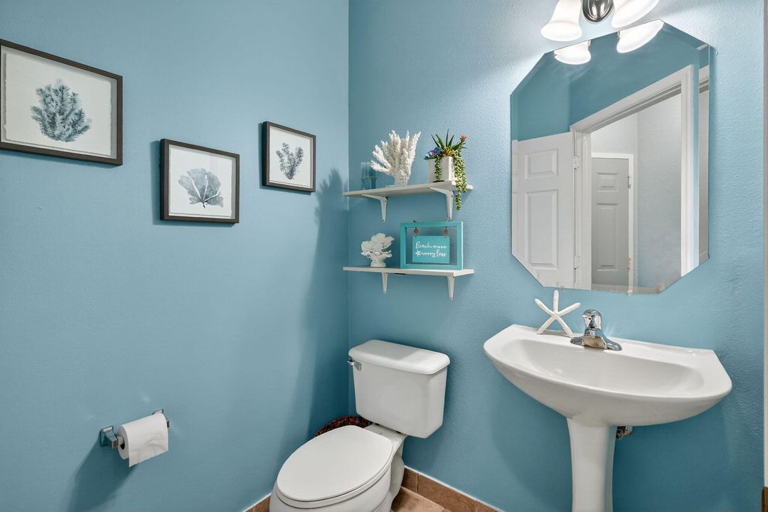 Activo con contrato: $278,000 (2 camas, 2 baños, 1199 Pies cuadrados)