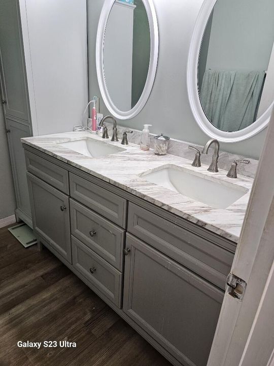 For Sale: $459,000 (3 beds, 2 baths, 1585 Square Feet)