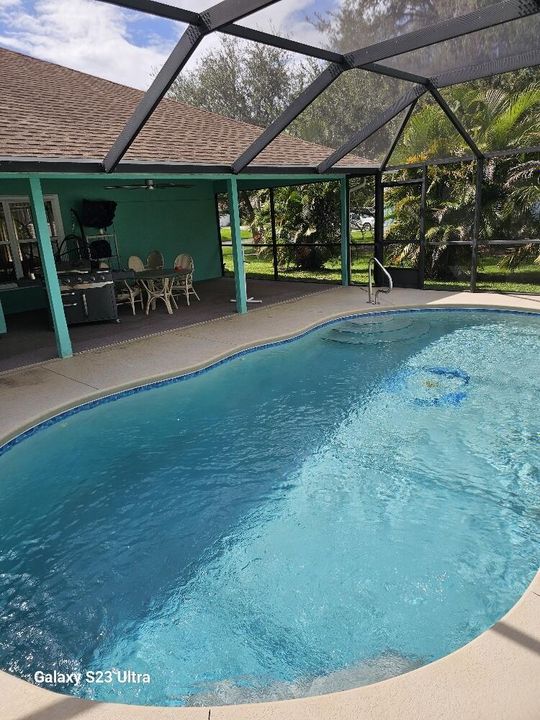 For Sale: $459,000 (3 beds, 2 baths, 1585 Square Feet)