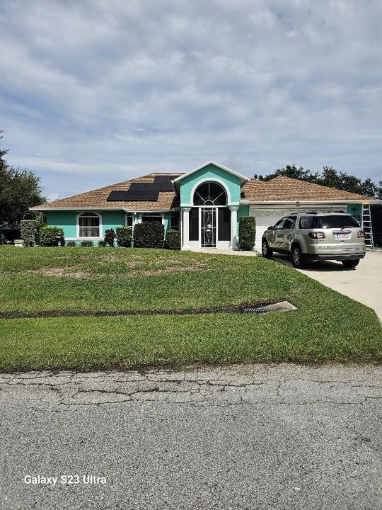 For Sale: $459,000 (3 beds, 2 baths, 1585 Square Feet)