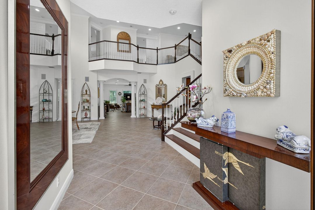 Activo con contrato: $1,699,000 (5 camas, 4 baños, 4097 Pies cuadrados)