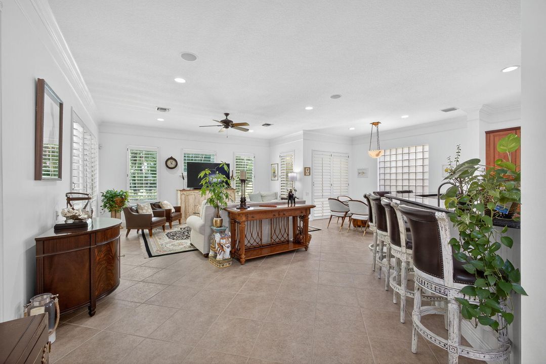 Activo con contrato: $1,699,000 (5 camas, 4 baños, 4097 Pies cuadrados)