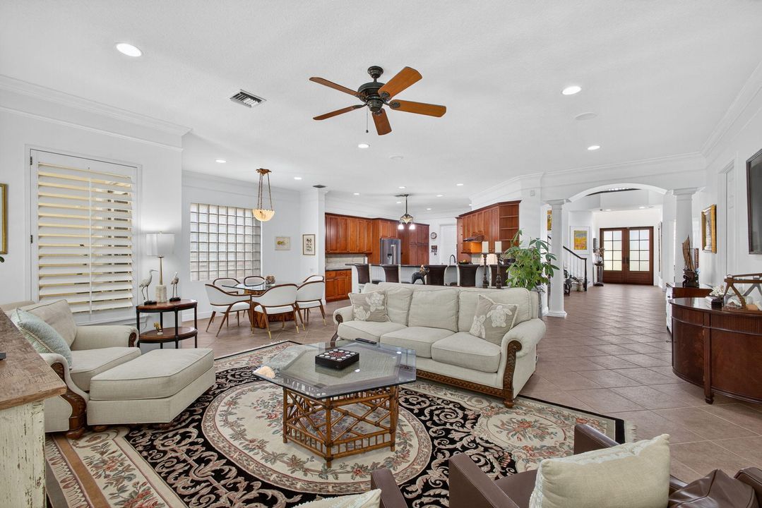 Activo con contrato: $1,699,000 (5 camas, 4 baños, 4097 Pies cuadrados)