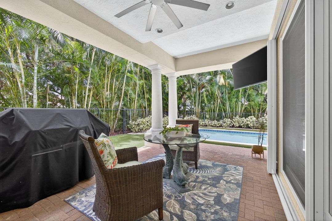 Activo con contrato: $1,699,000 (5 camas, 4 baños, 4097 Pies cuadrados)