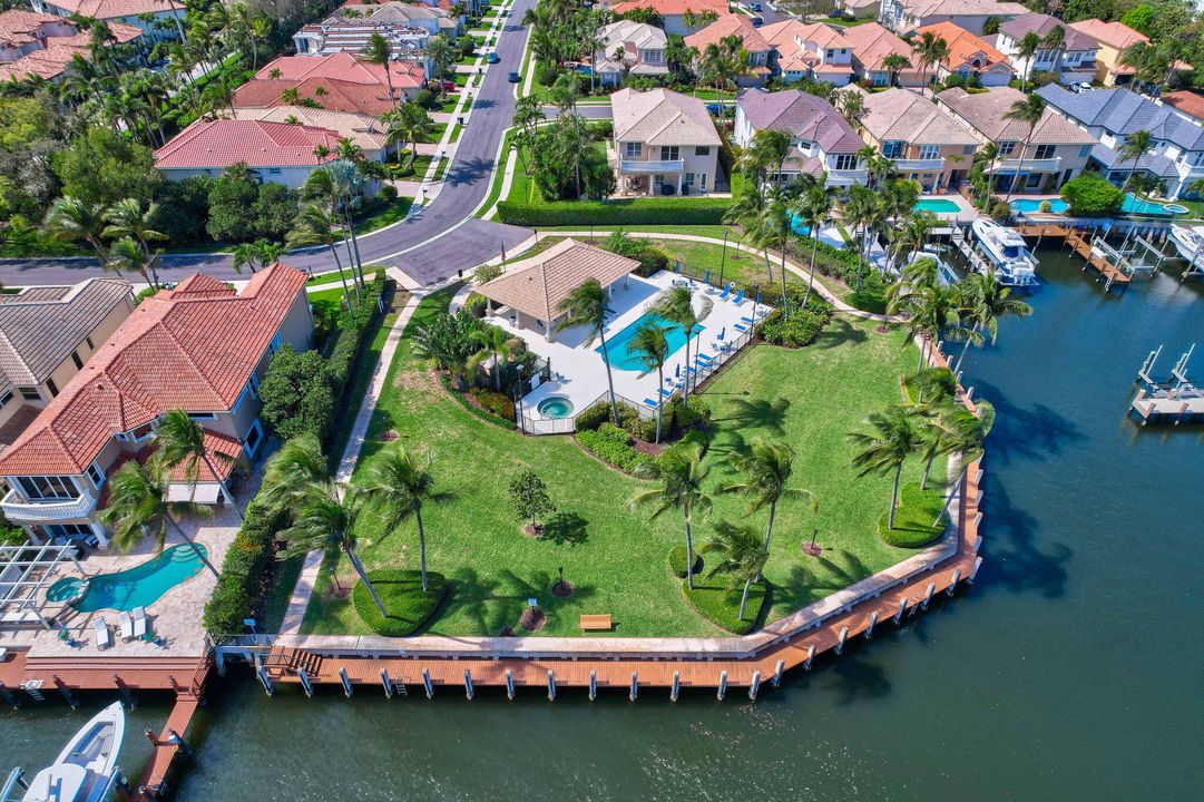 Activo con contrato: $1,699,000 (5 camas, 4 baños, 4097 Pies cuadrados)