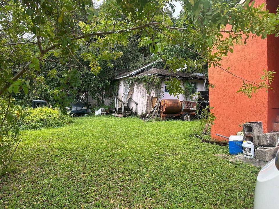 待售: $435,000 (4 贝兹, 2 浴室, 1367 平方英尺)