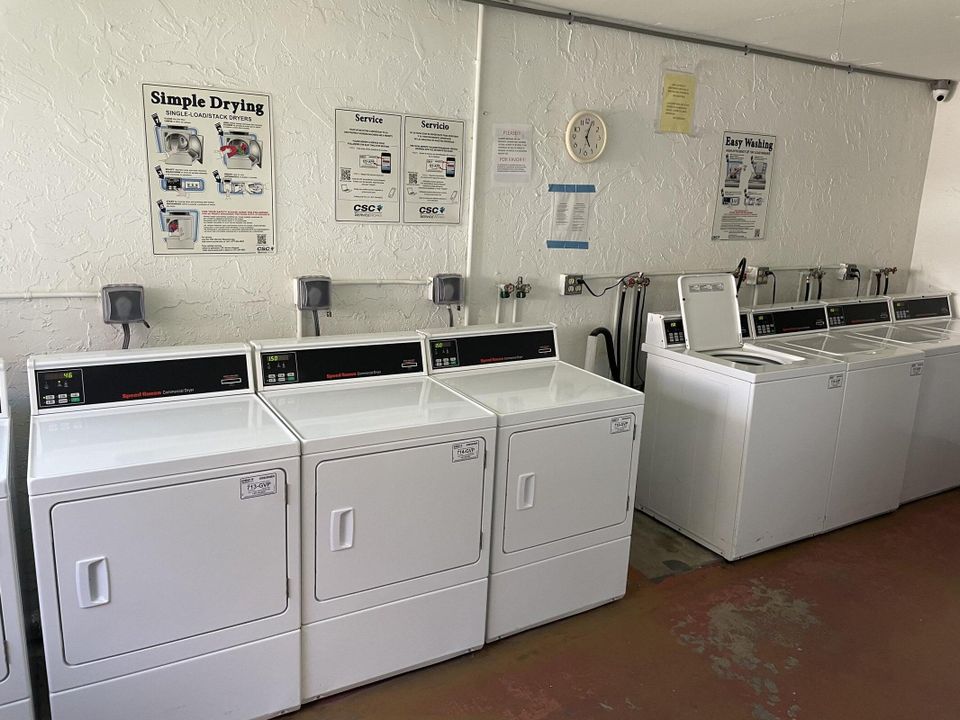 For Rent: $1,350 (1 beds, 1 baths, 650 Square Feet)