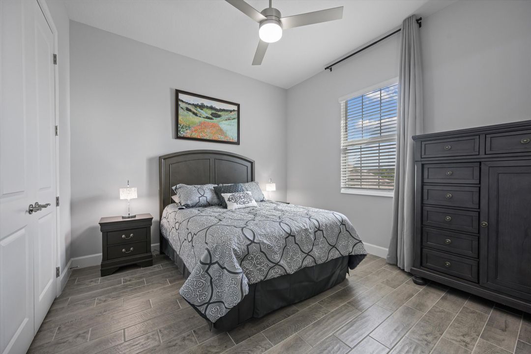 Active With Contract: $1,249,990 (6 beds, 4 baths, 4187 Square Feet)