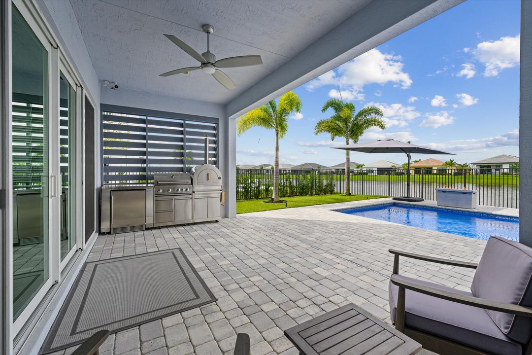 Active With Contract: $1,249,990 (6 beds, 4 baths, 4187 Square Feet)