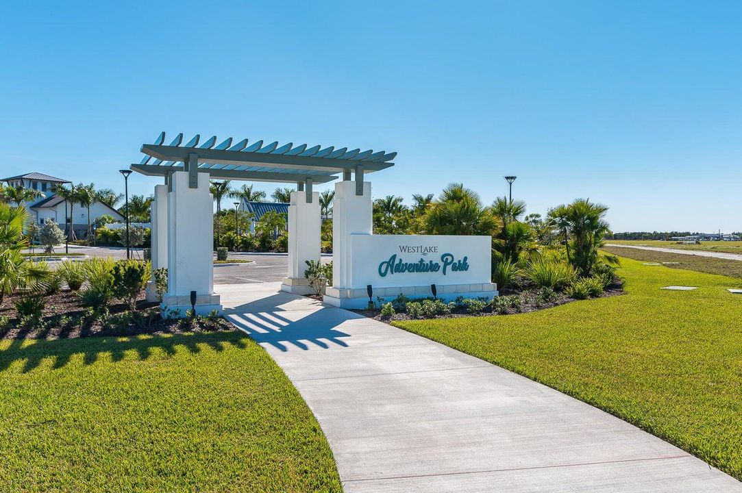 Active With Contract: $1,249,990 (6 beds, 4 baths, 4187 Square Feet)