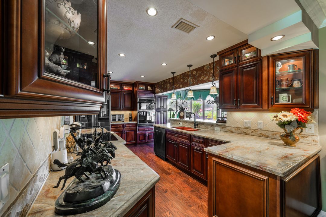 Activo con contrato: $795,000 (3 camas, 2 baños, 2024 Pies cuadrados)