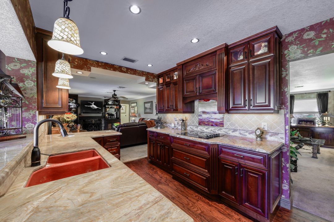 Activo con contrato: $795,000 (3 camas, 2 baños, 2024 Pies cuadrados)