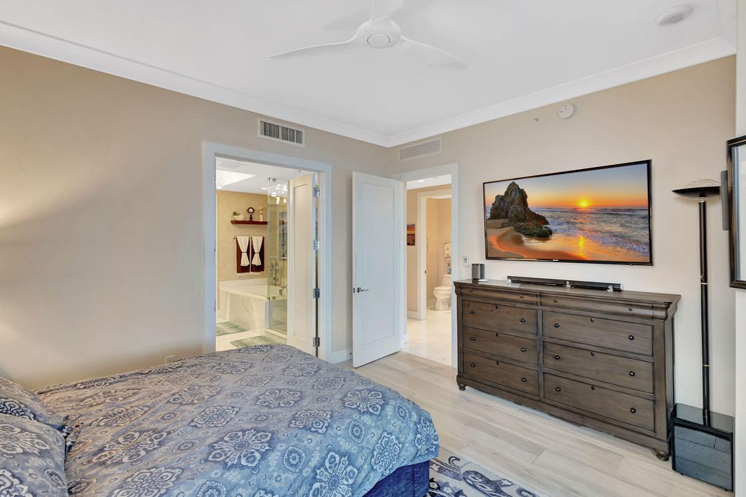 待售: $1,750,000 (2 贝兹, 2 浴室, 1578 平方英尺)