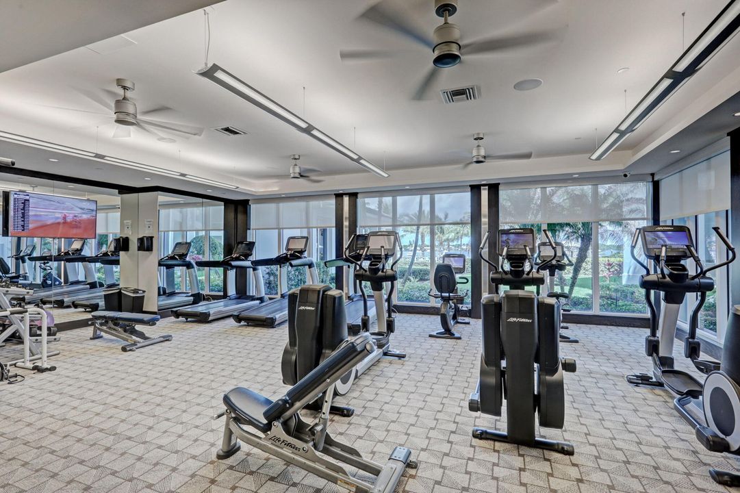 待售: $1,750,000 (2 贝兹, 2 浴室, 1578 平方英尺)