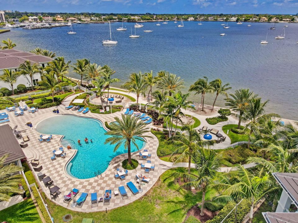 待售: $1,750,000 (2 贝兹, 2 浴室, 1578 平方英尺)